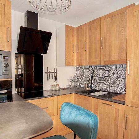 Moderne Et Cosy Au Coeur De Saint-Jean Ail Apartment Лион Екстериор снимка