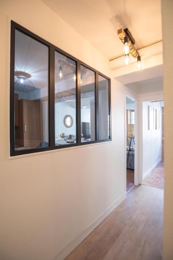 Moderne Et Cosy Au Coeur De Saint-Jean Ail Apartment Лион Екстериор снимка